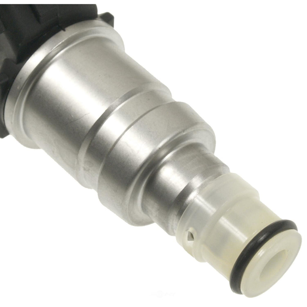 New Fuel Injector  Standard Motor Products  FJ340