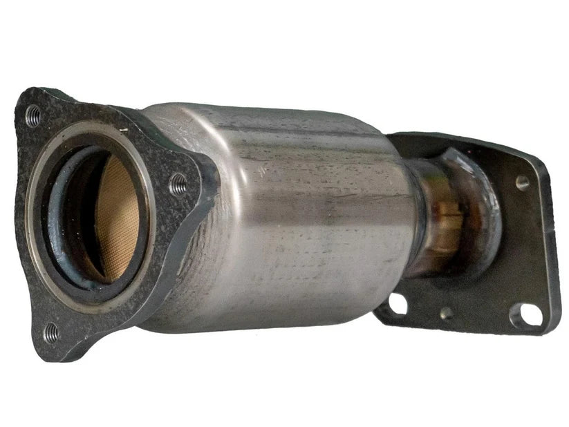 USC 134014 Direct-Fit Catalytic Converter – Buick LaCrosse / Regal / Verano / Chevy Malibu / Impala 2.4L