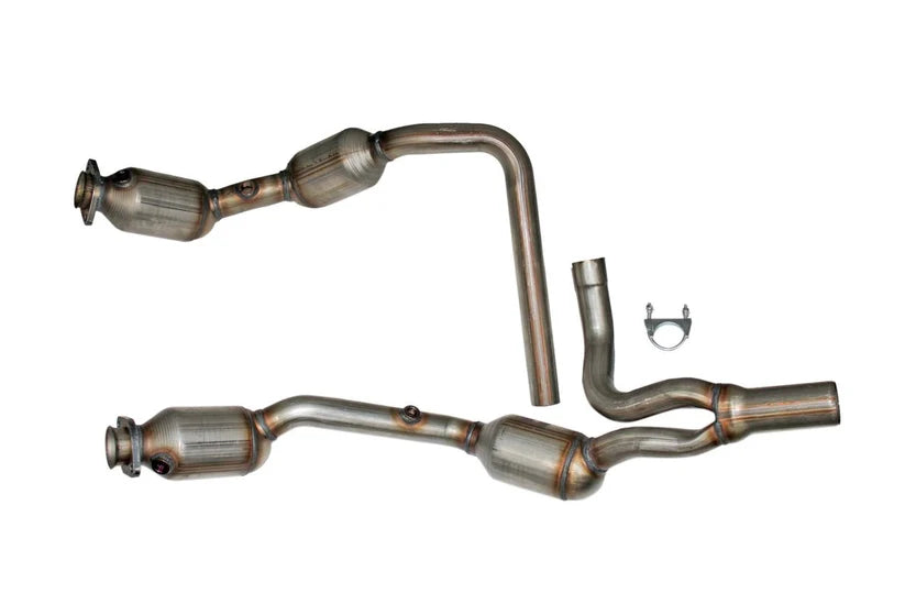 USC 446003 Direct-Fit Catalytic Converter – 2007-2009 Jeep Wrangler 3.8L V6 [Front]