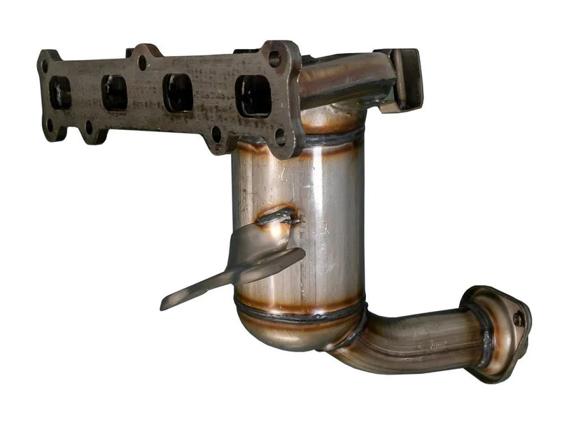 USC 544004 Direct-Fit Manifold Catalytic Converter – 2007-2017 Dodge Caliber / Jeep Compass / Patriot 2.0L-2.4L L4 [Front]