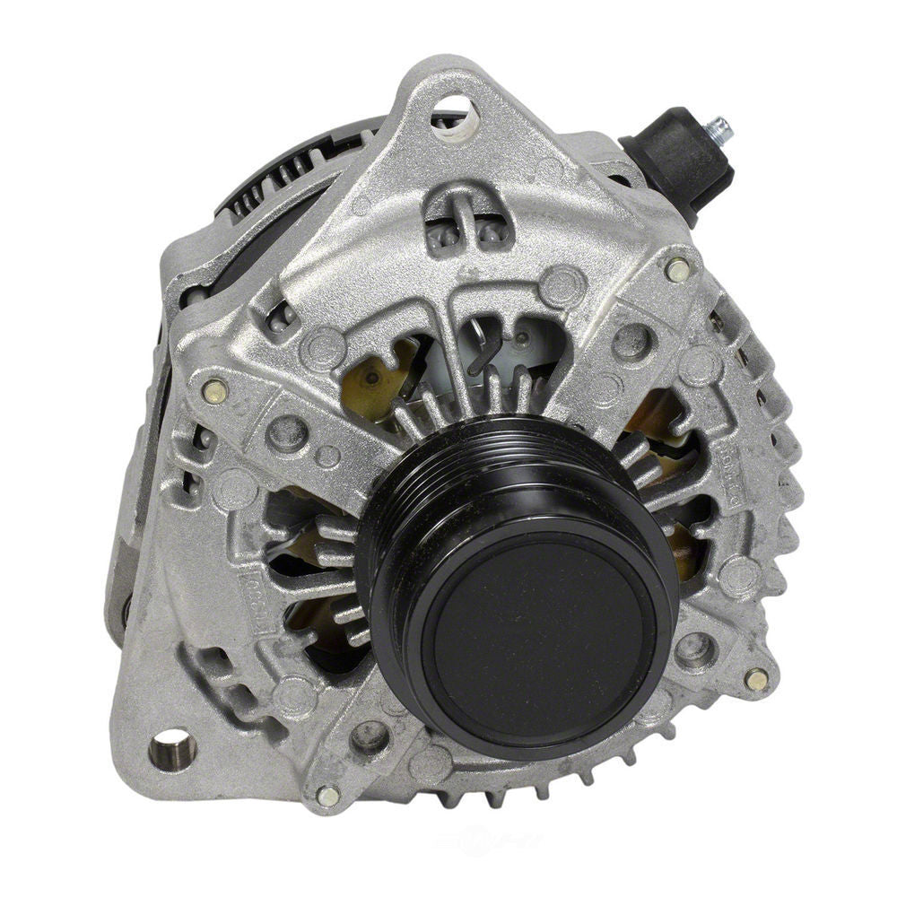 New Alternator  Motorcraft  GL8833