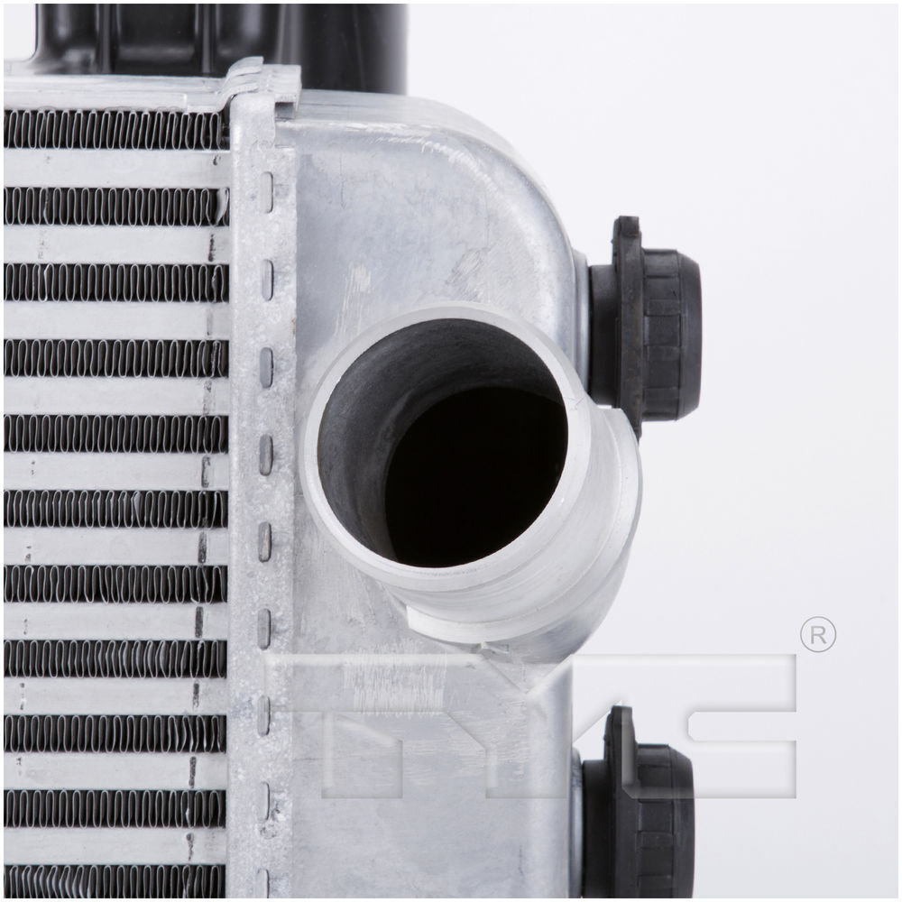 Intercooler  TYC  18056