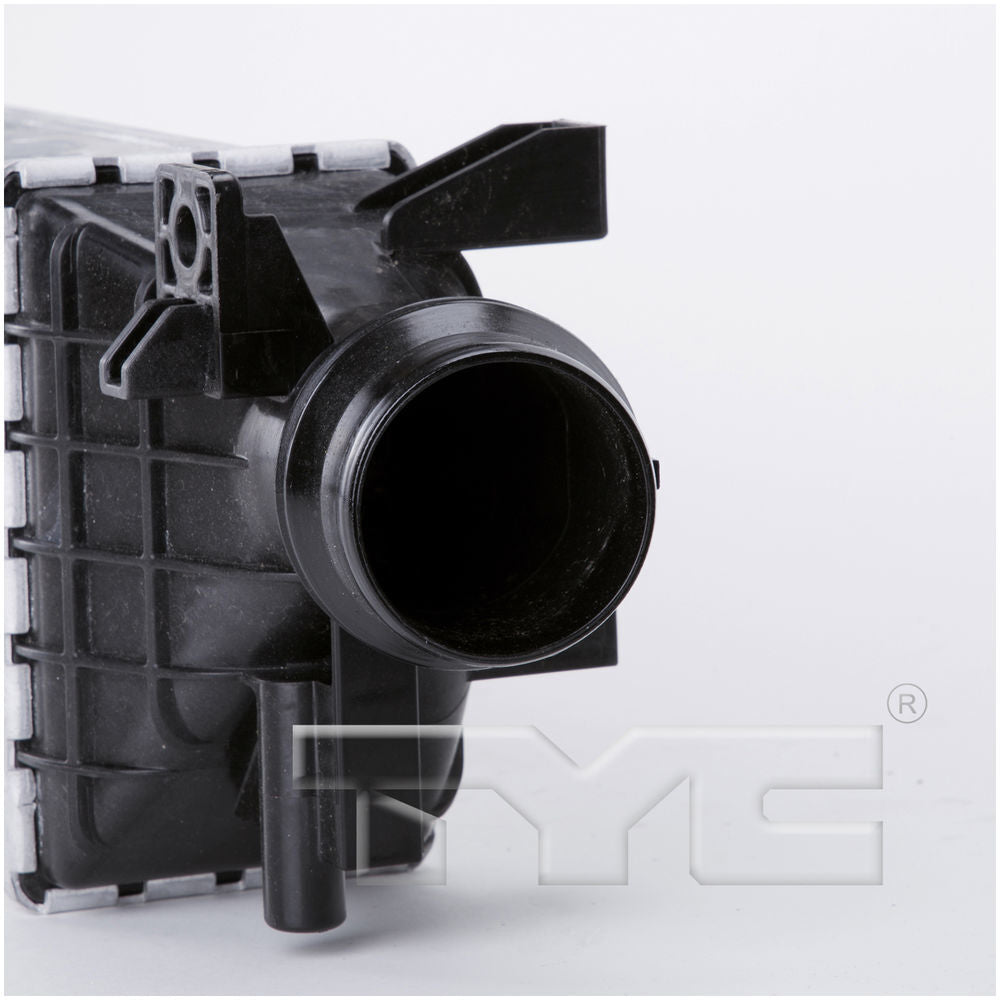 Intercooler  TYC  18049