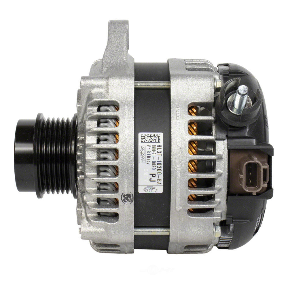 New Alternator  Motorcraft  GL8833