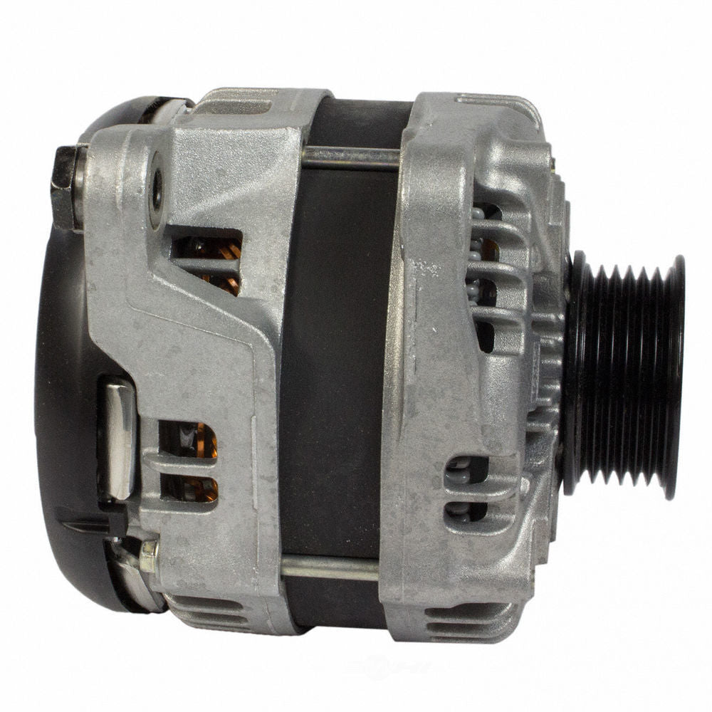 New Alternator  Motorcraft  GL8836
