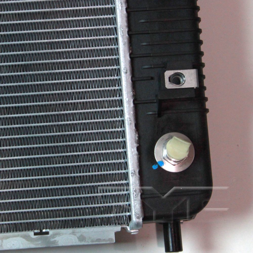 Radiator  TYC  13140
