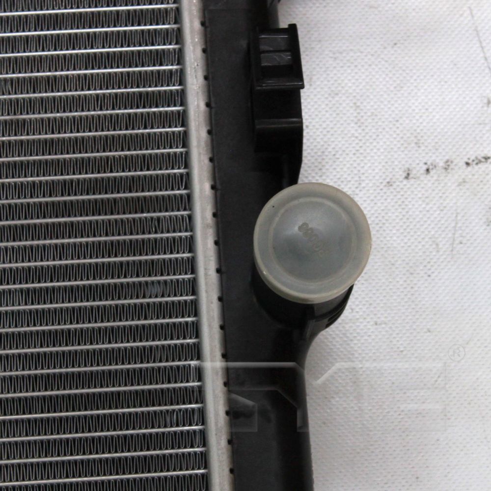 Radiator  TYC  13157