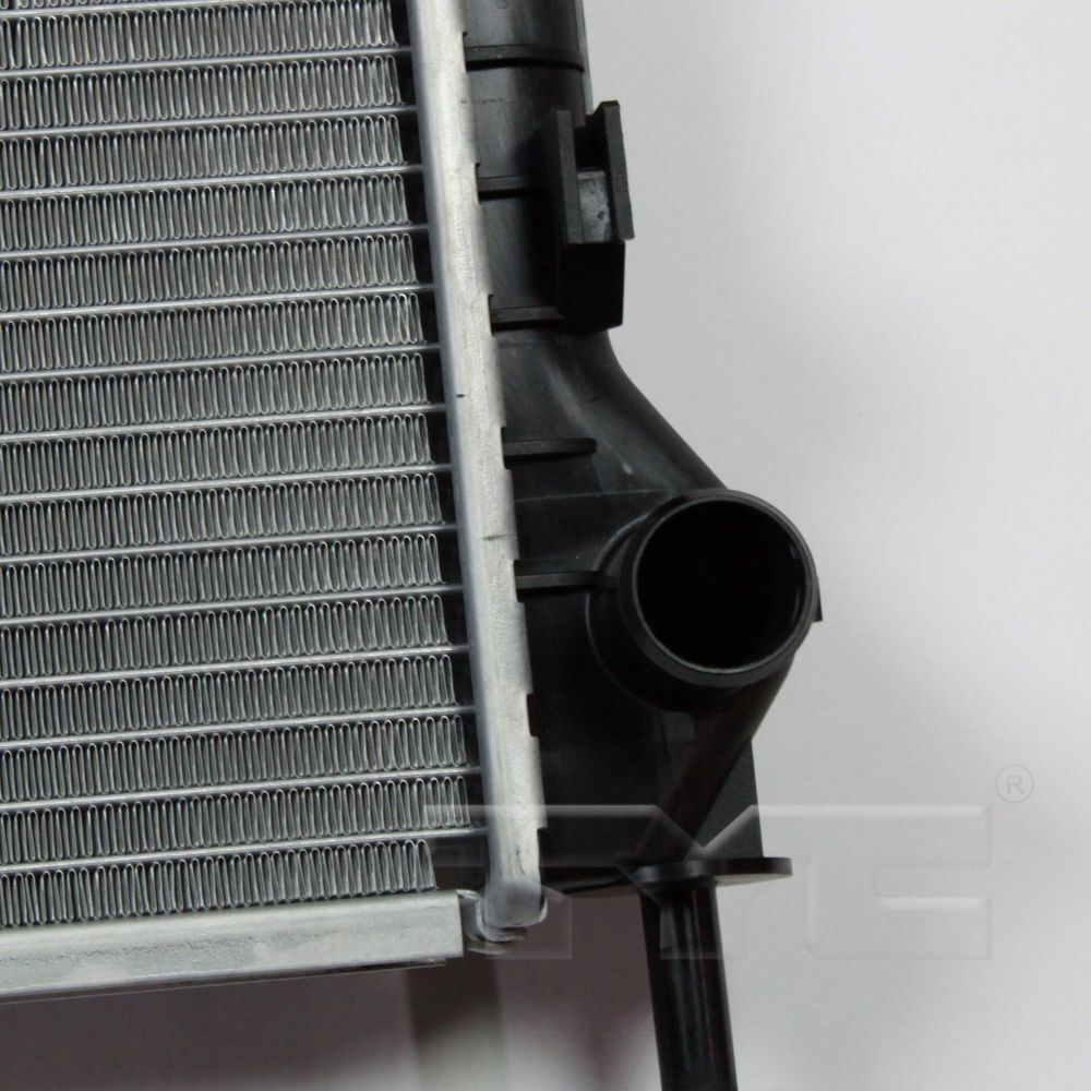Radiator  TYC  13184