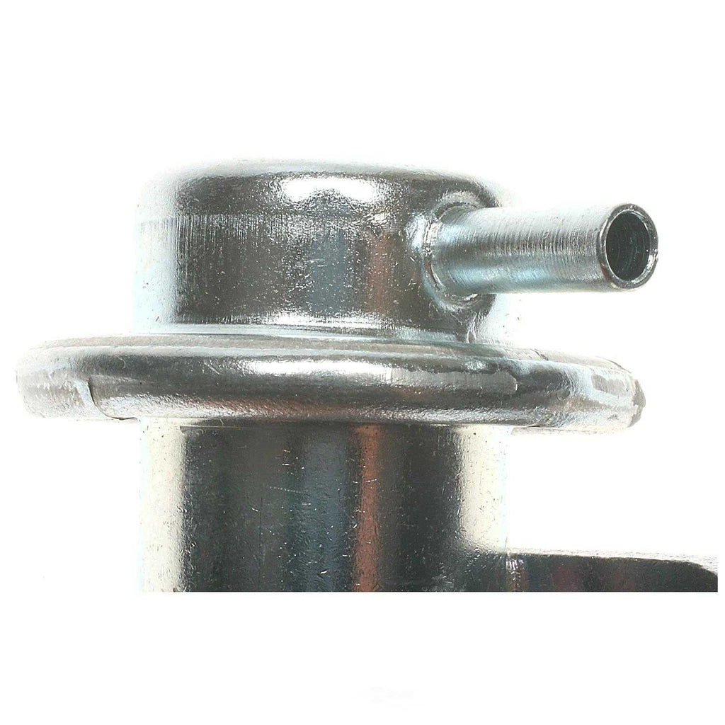 New Pressure Regulator  Standard Motor Products  PR31