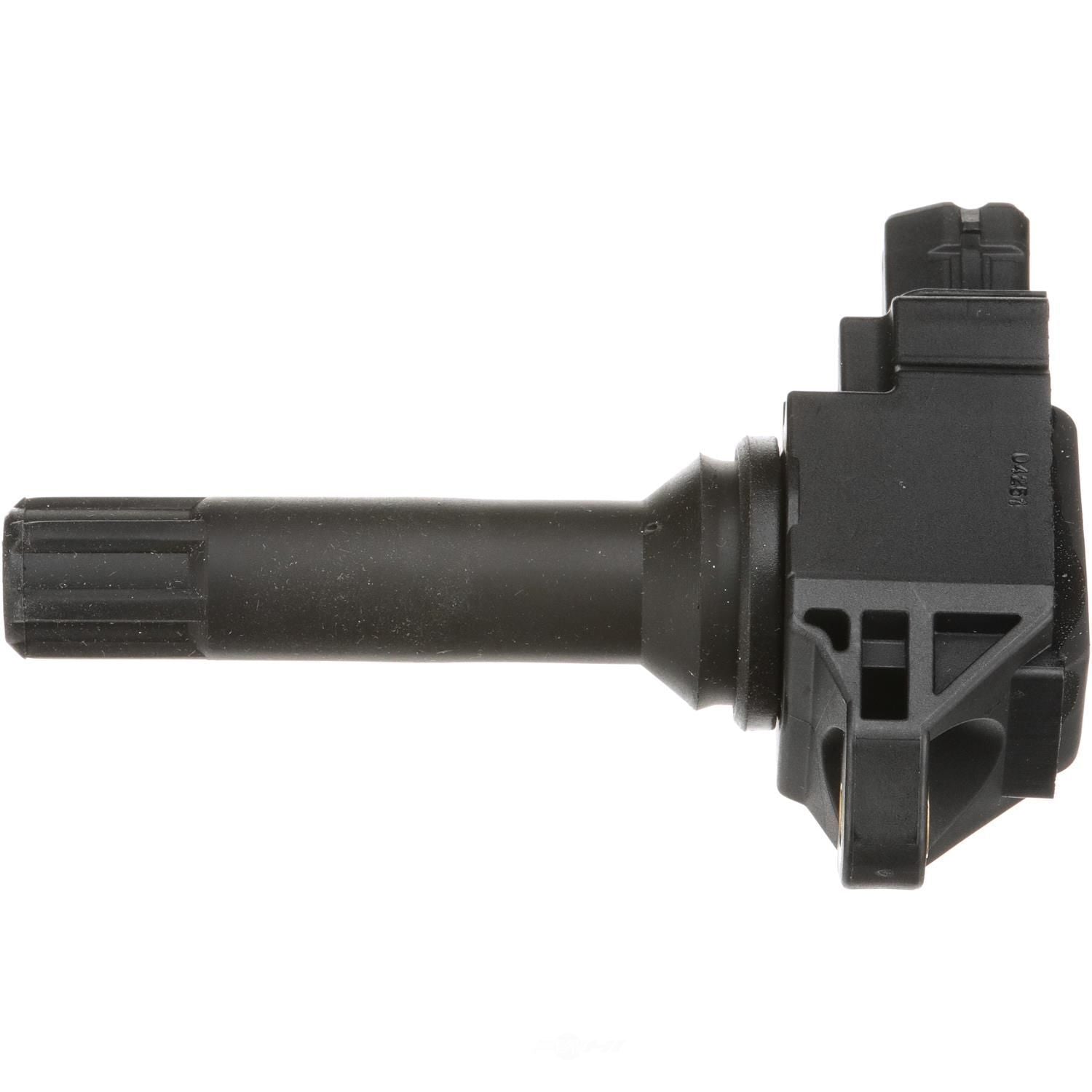 Ignition Coil  Standard Motor Products  UF747
