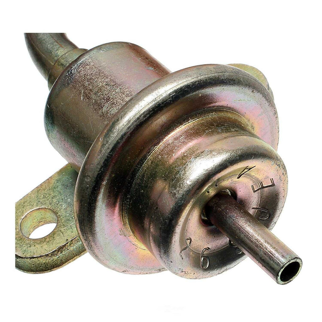 New Pressure Regulator  Standard Motor Products  PR164