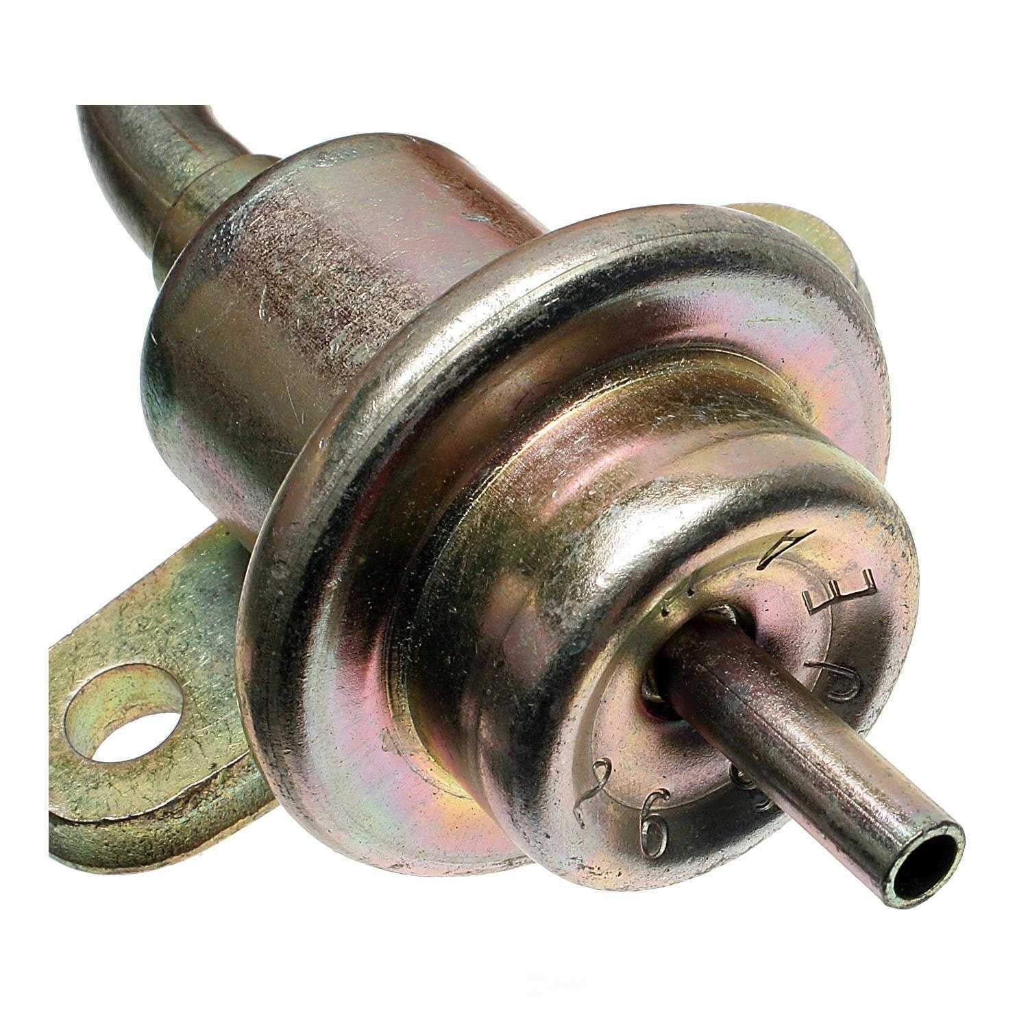 New Pressure Regulator  Standard Motor Products  PR164
