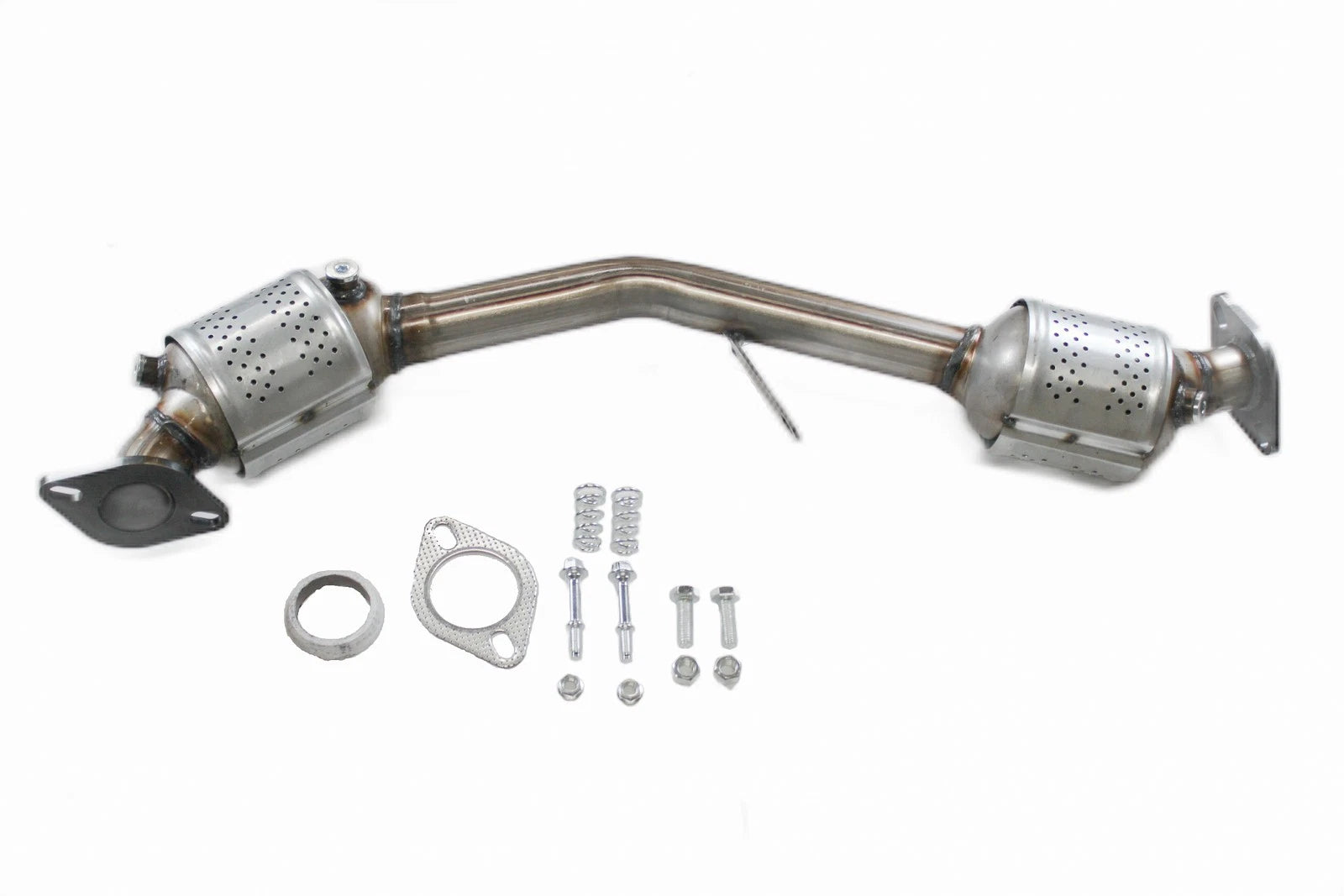 Super Tech federal/EPA-compliant, direct-fit front catalytic converter for 99-2006 Subaru