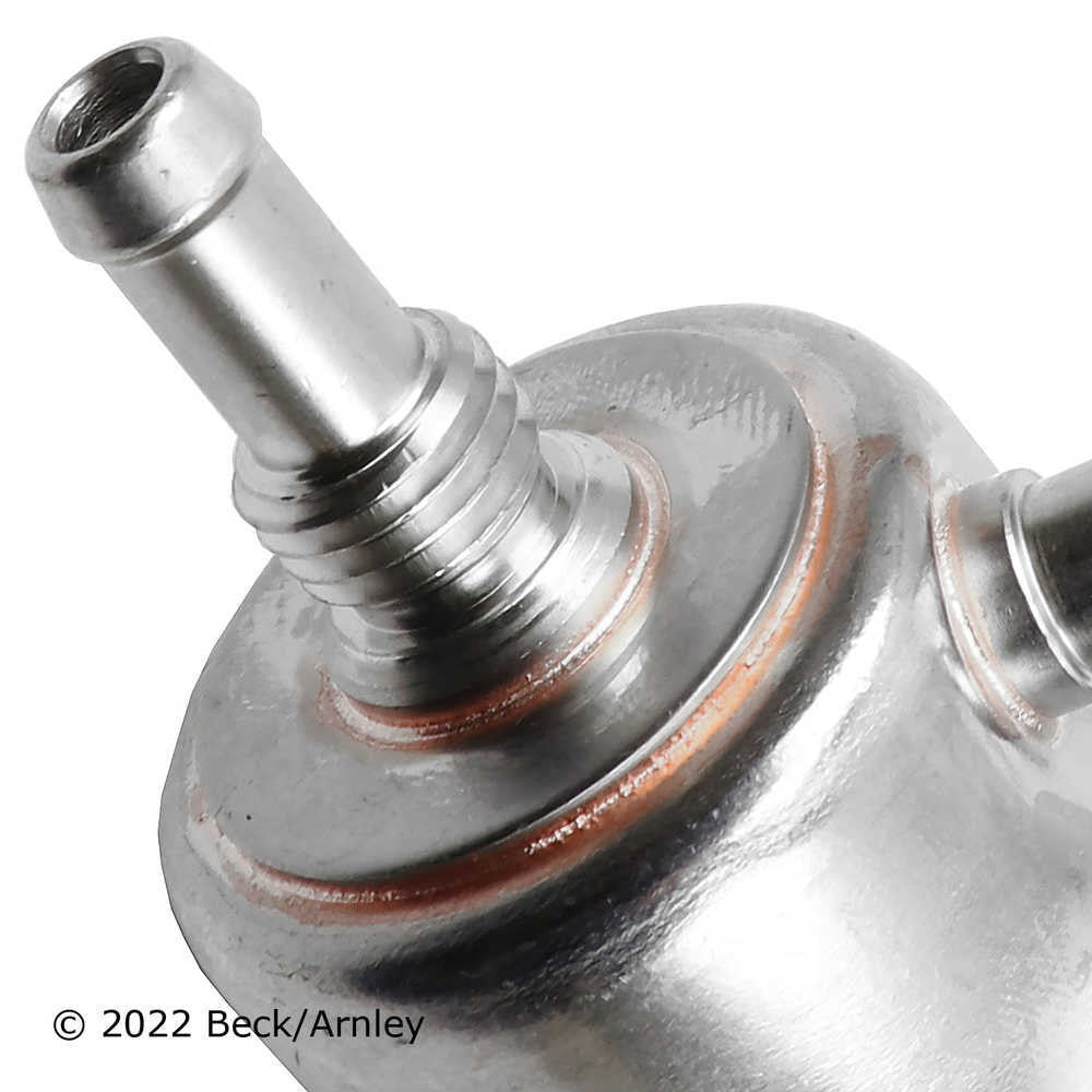 New Pressure Regulator  Beck/Arnley  158-0073