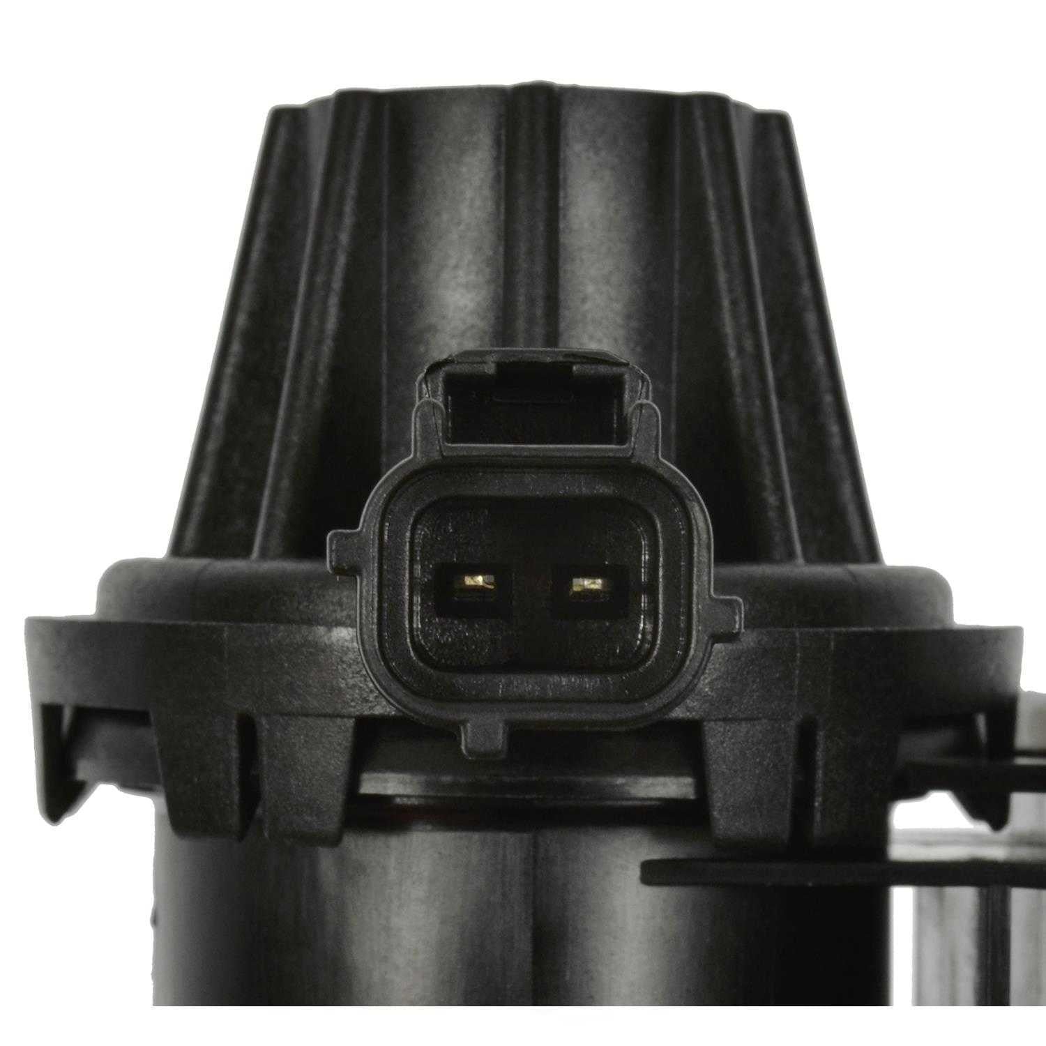 Vapor Canister Valve  Standard Motor Products  CP673