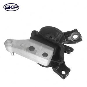 Engine Mount Right  Skyward Automotive  SKM9686