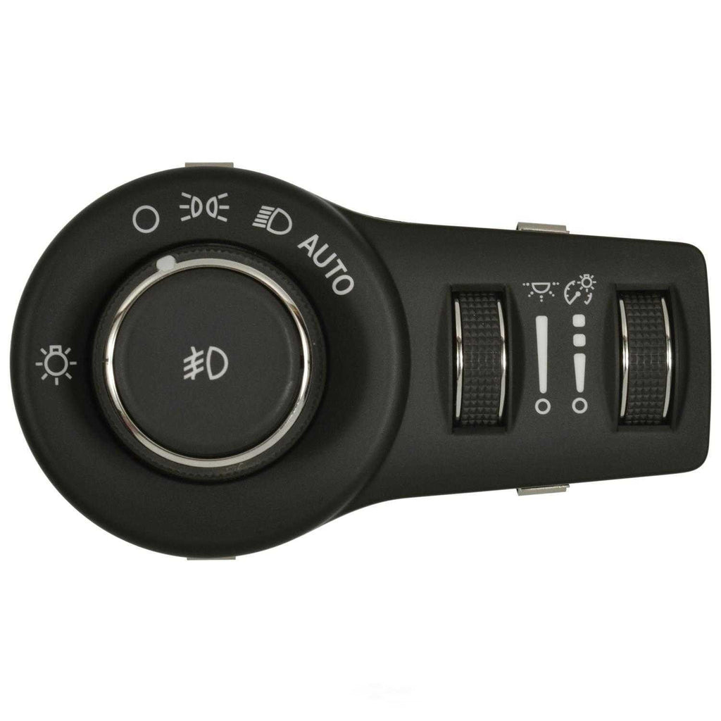 Headlight Switch  Standard Motor Products  HLS1702