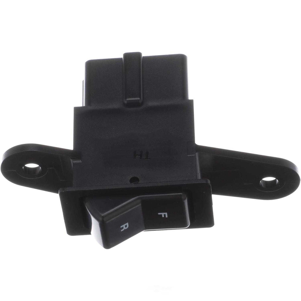 Aux Fuel Tank Switch  Standard Motor Products  DS2476