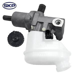 New Brake Master Cyl  Skyward Automotive  SKM630158