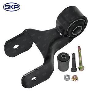 Leaf Shackle Kit  Skyward Automotive  SK722015