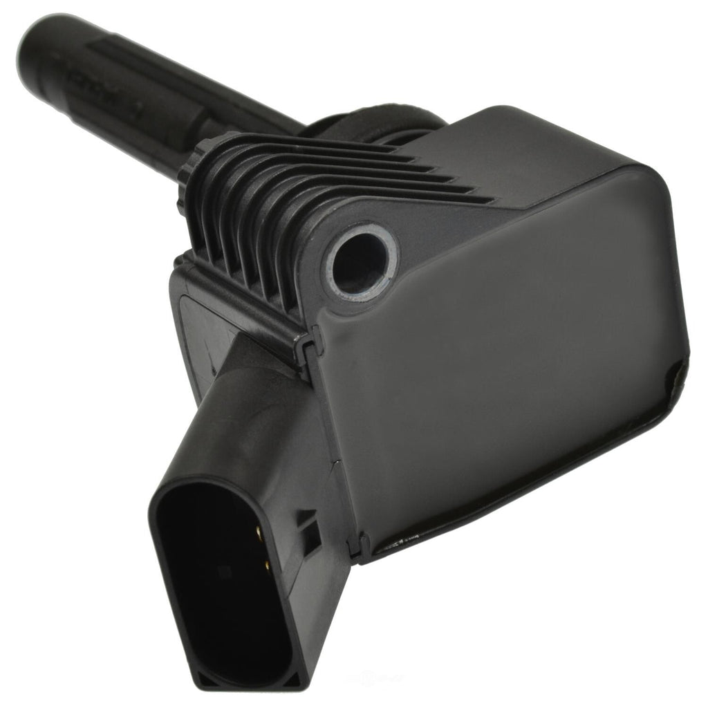 Ignition Coil  Standard Motor Products  UF718