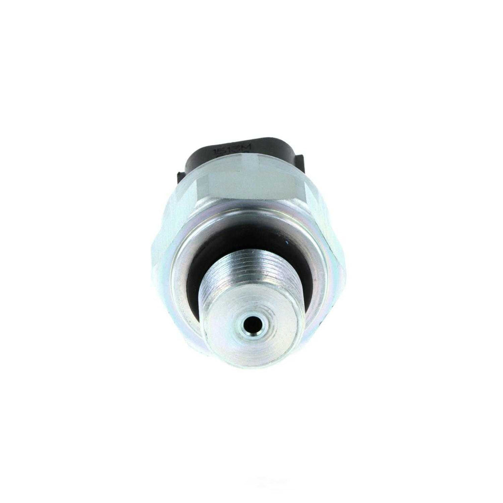 Auto Trans Oil Press Switch  Standard Motor Products  PS695