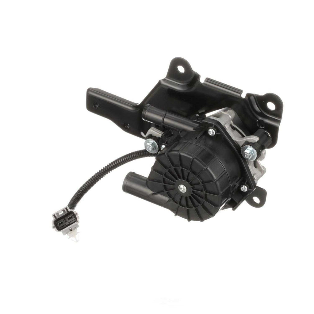 New Air Pump  Standard Motor Products  AIP26