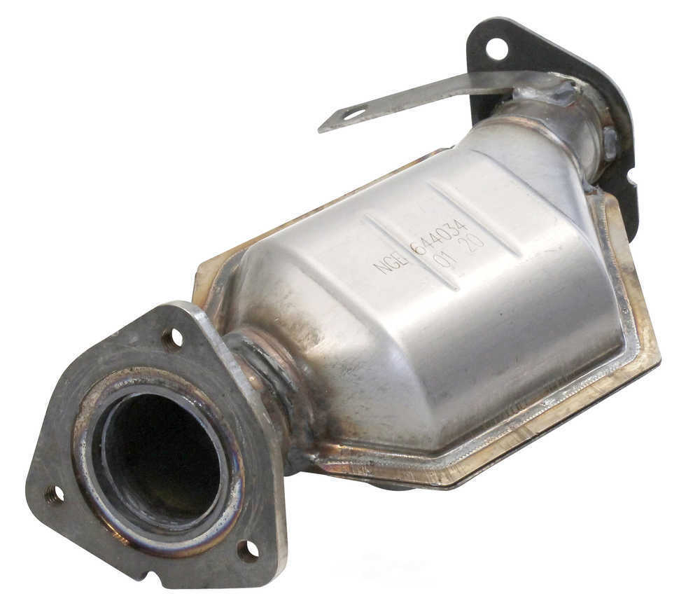 Direct Fit Catalytic Converter  AP Exhaust  644034