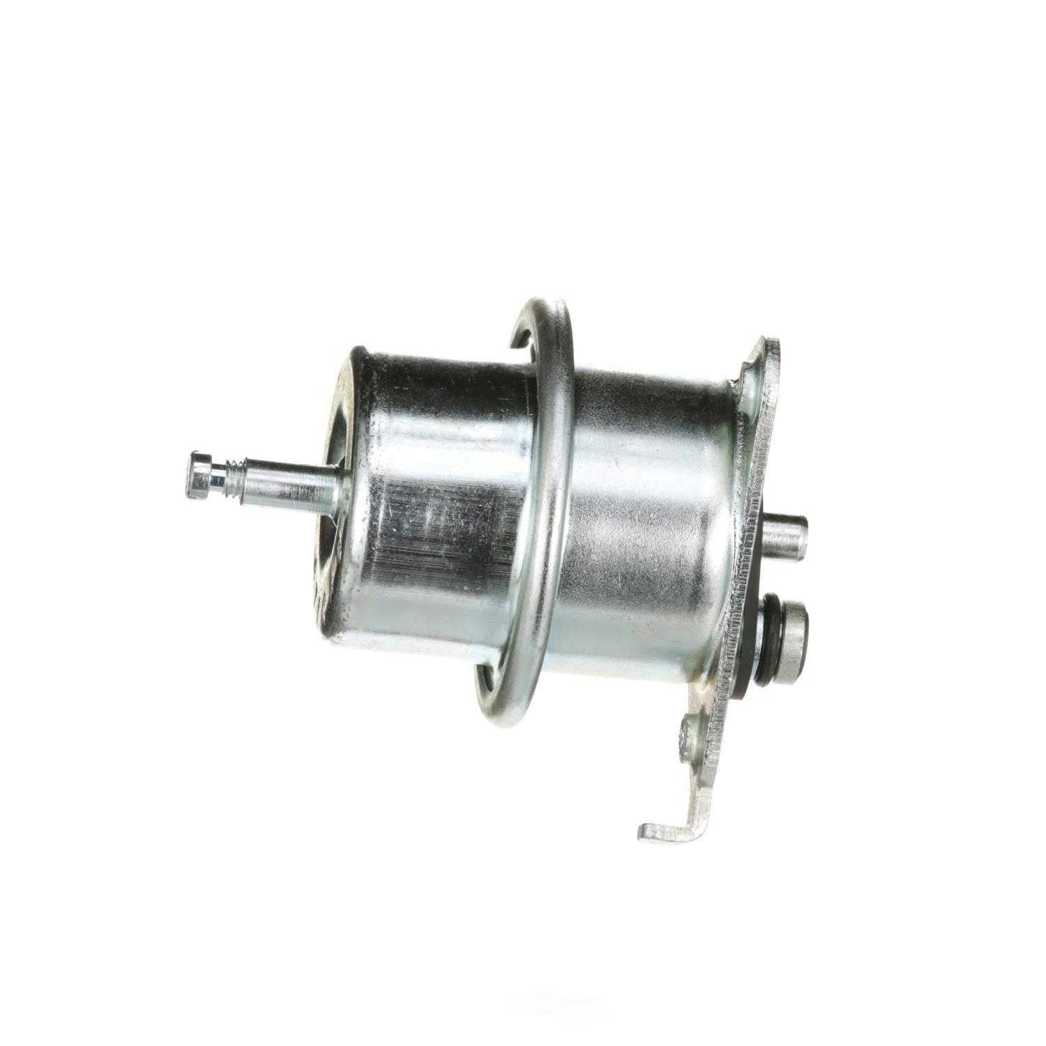 New Pressure Regulator  Standard Motor Products  PR557
