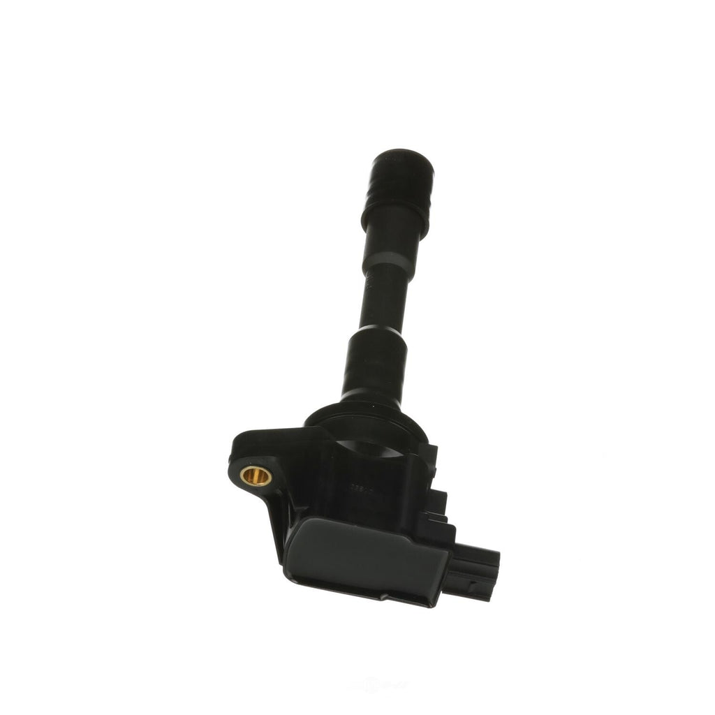 Ignition Coil  Standard Motor Products  UF675