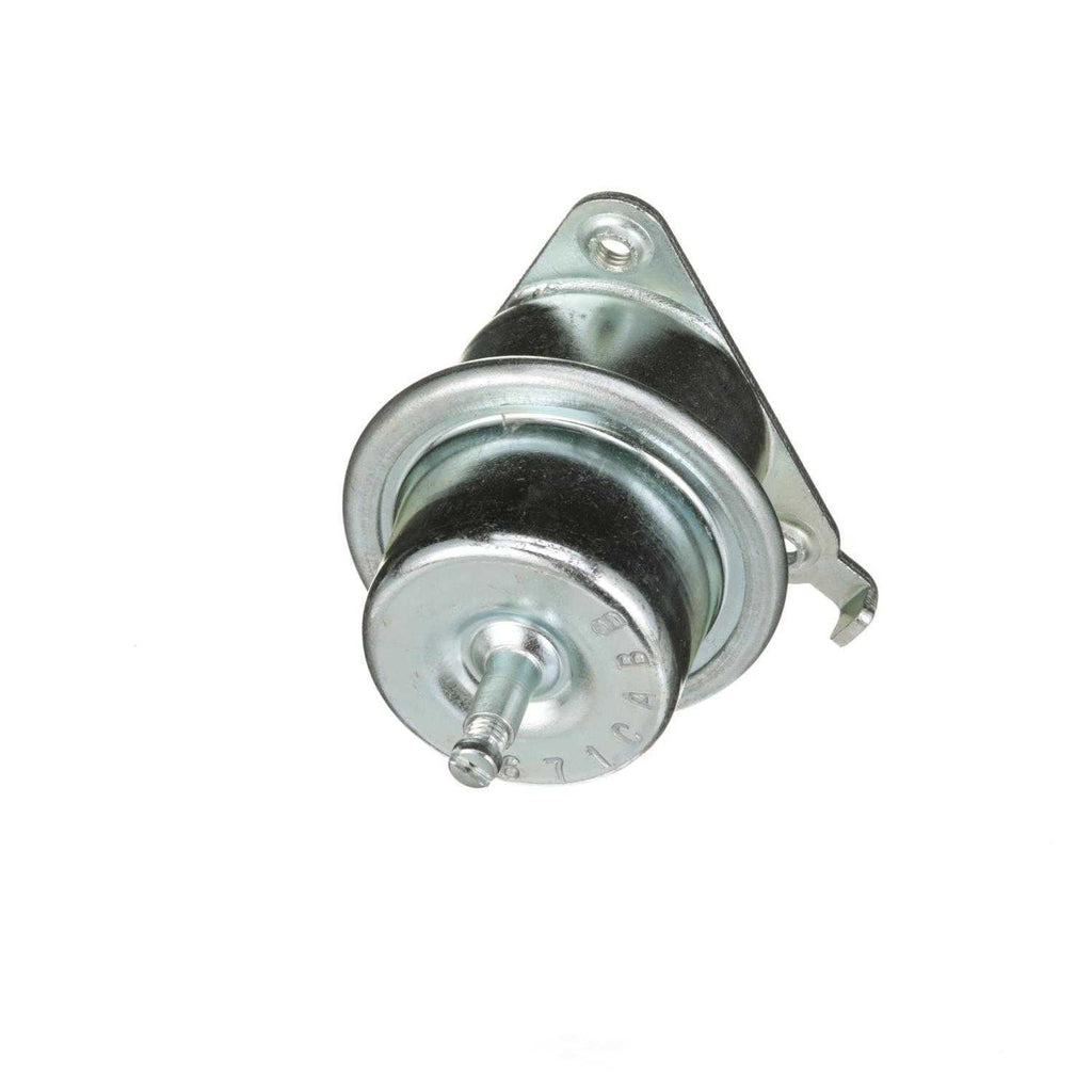 New Pressure Regulator  Standard Motor Products  PR557