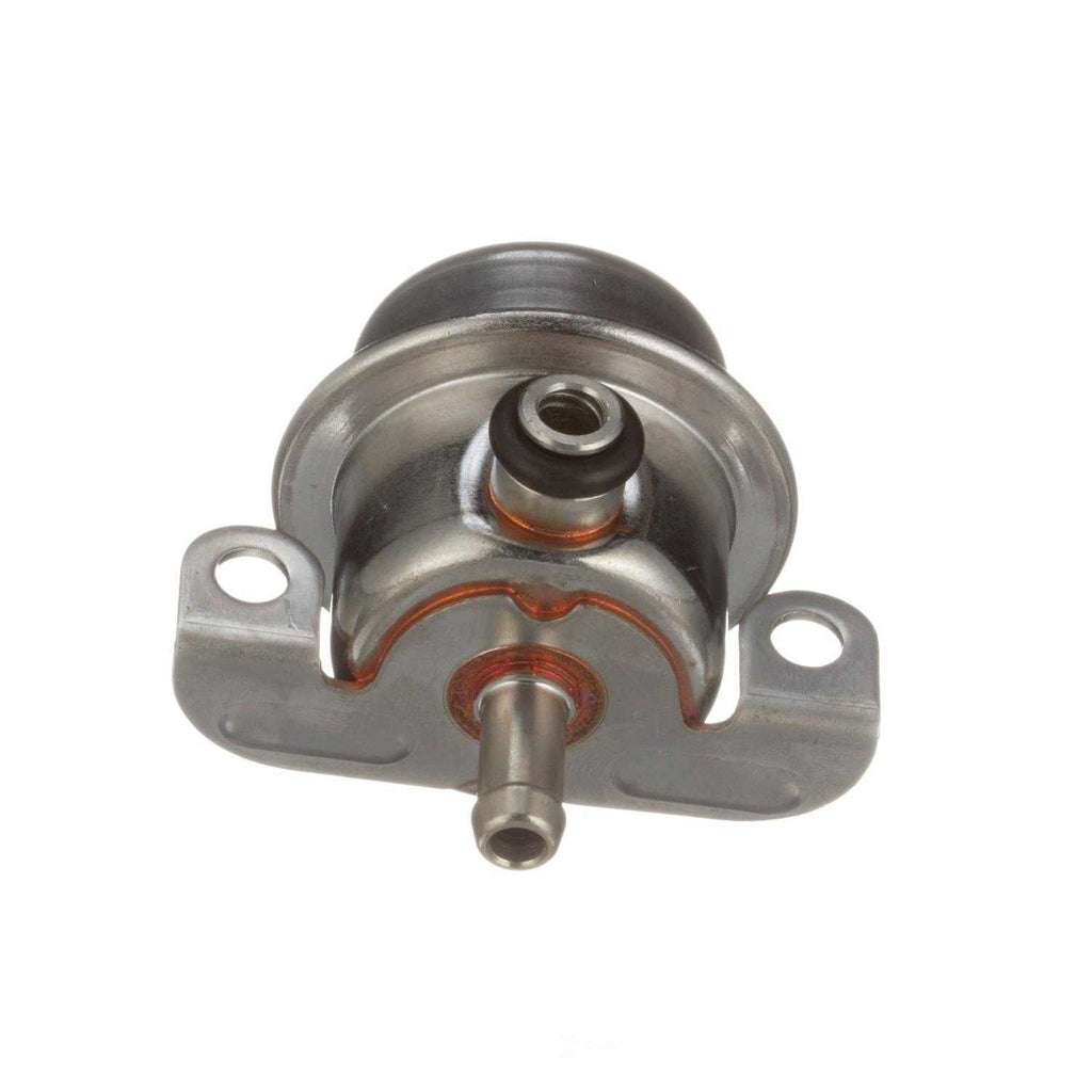 New Pressure Regulator  Standard Motor Products  PR17