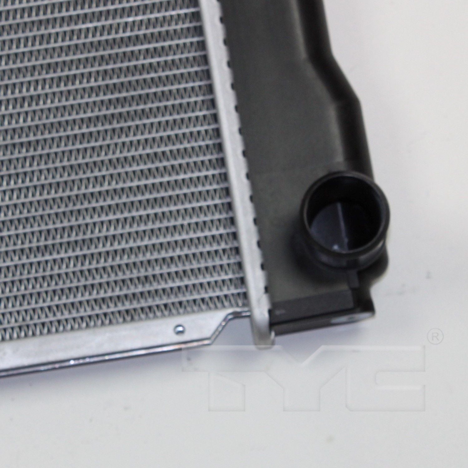 Radiator  TYC  13119
