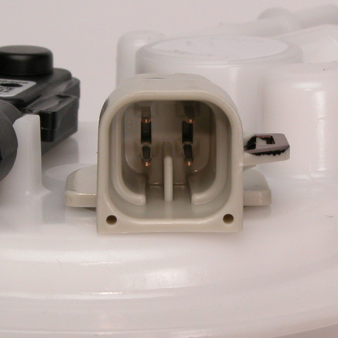 Fuel Pump Module Assy  Delphi  FG0376