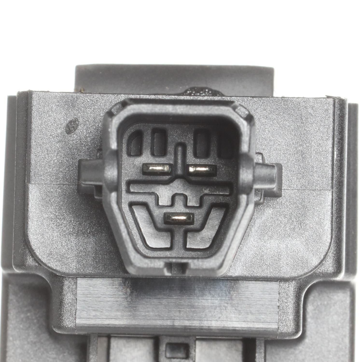 Ignition Coil  Standard Motor Products  UF747