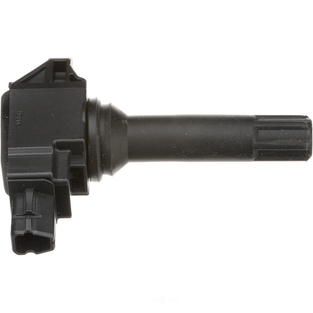 Ignition Coil  Standard Motor Products  UF747