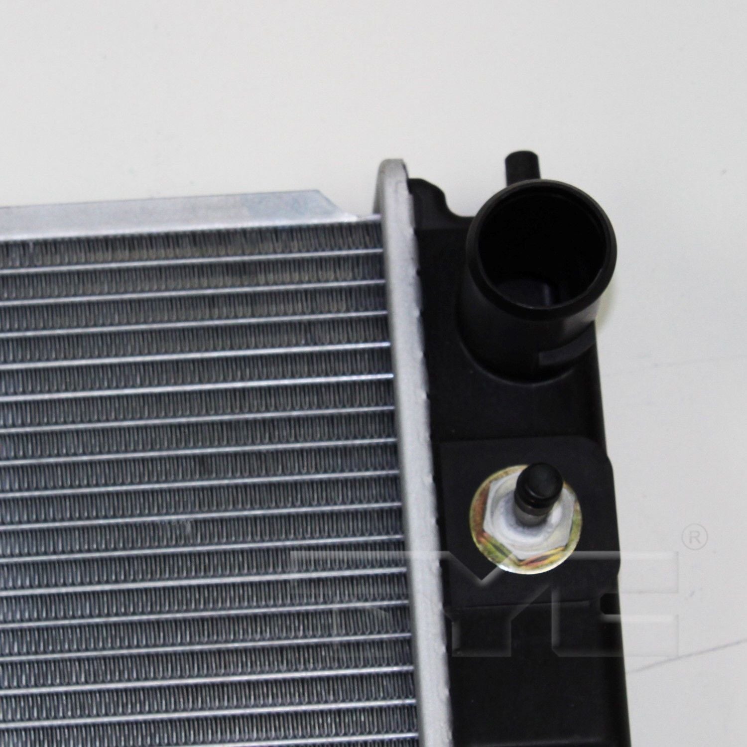 Radiator  TYC  13078