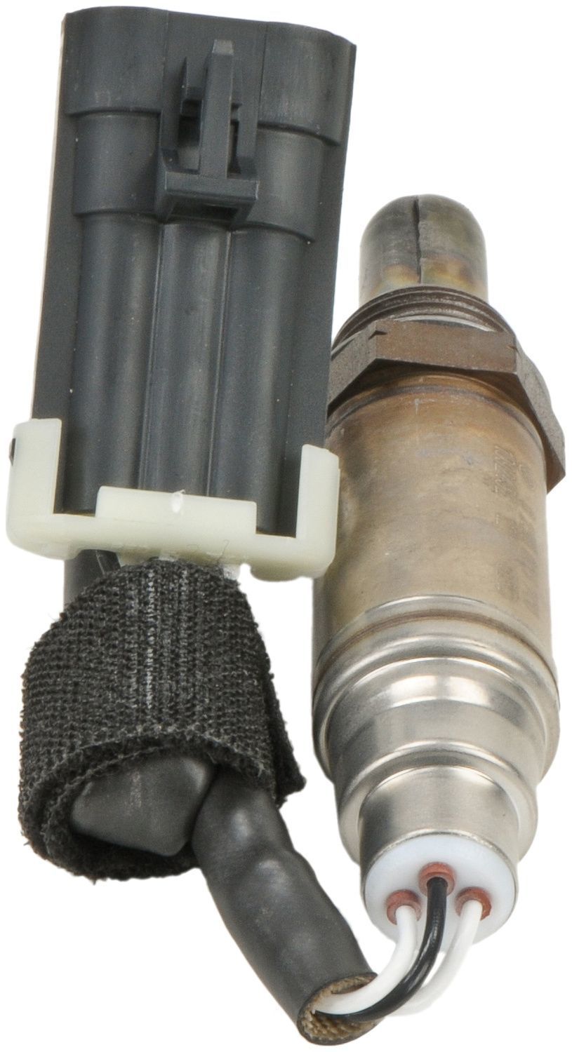 Oxygen Sensor  Bosch  15700