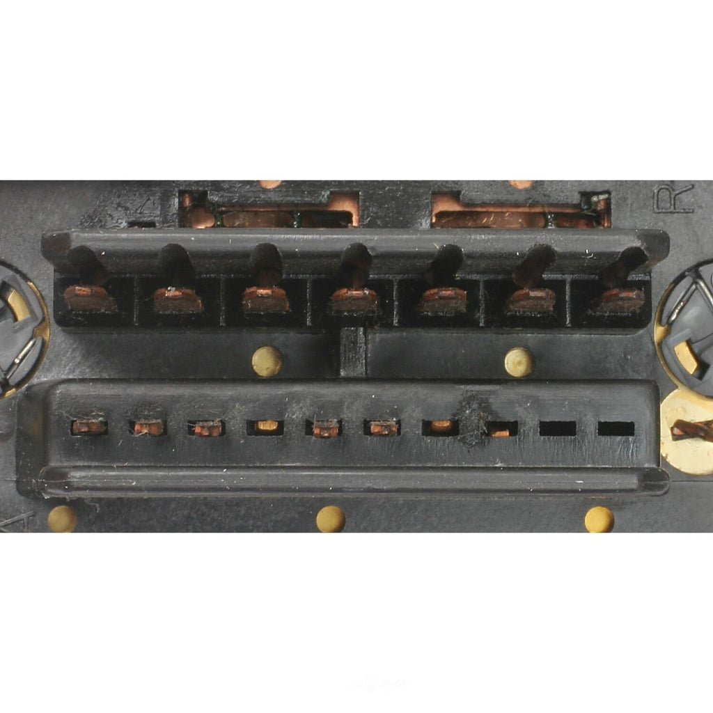 Headlight Switch  Standard Motor Products  DS379