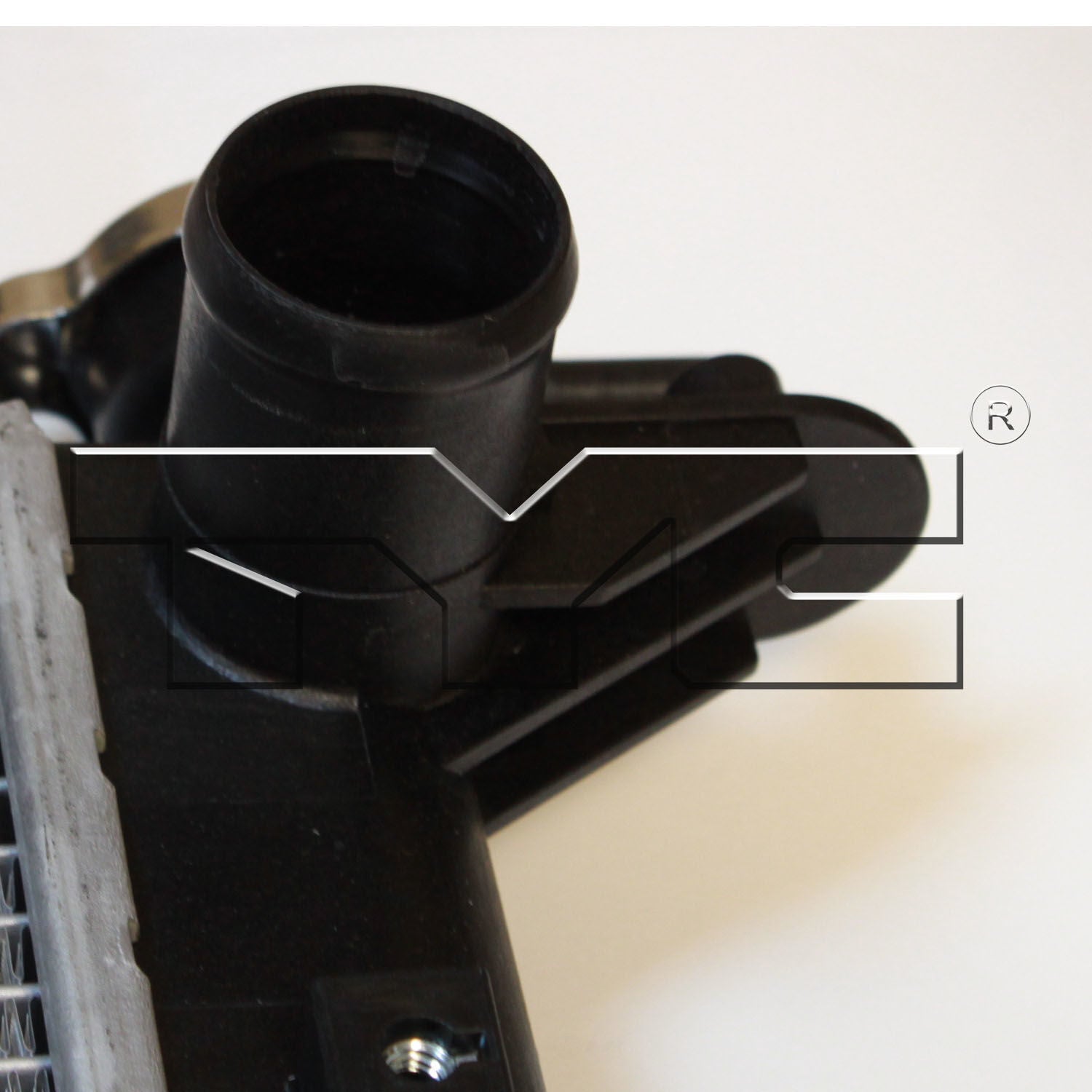 Radiator  TYC  13324