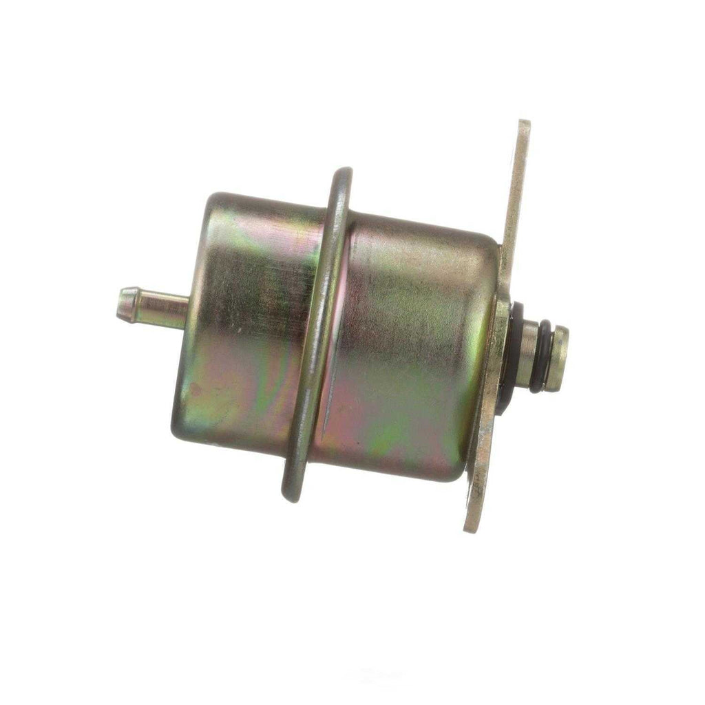 New Pressure Regulator  Standard Motor Products  PR18