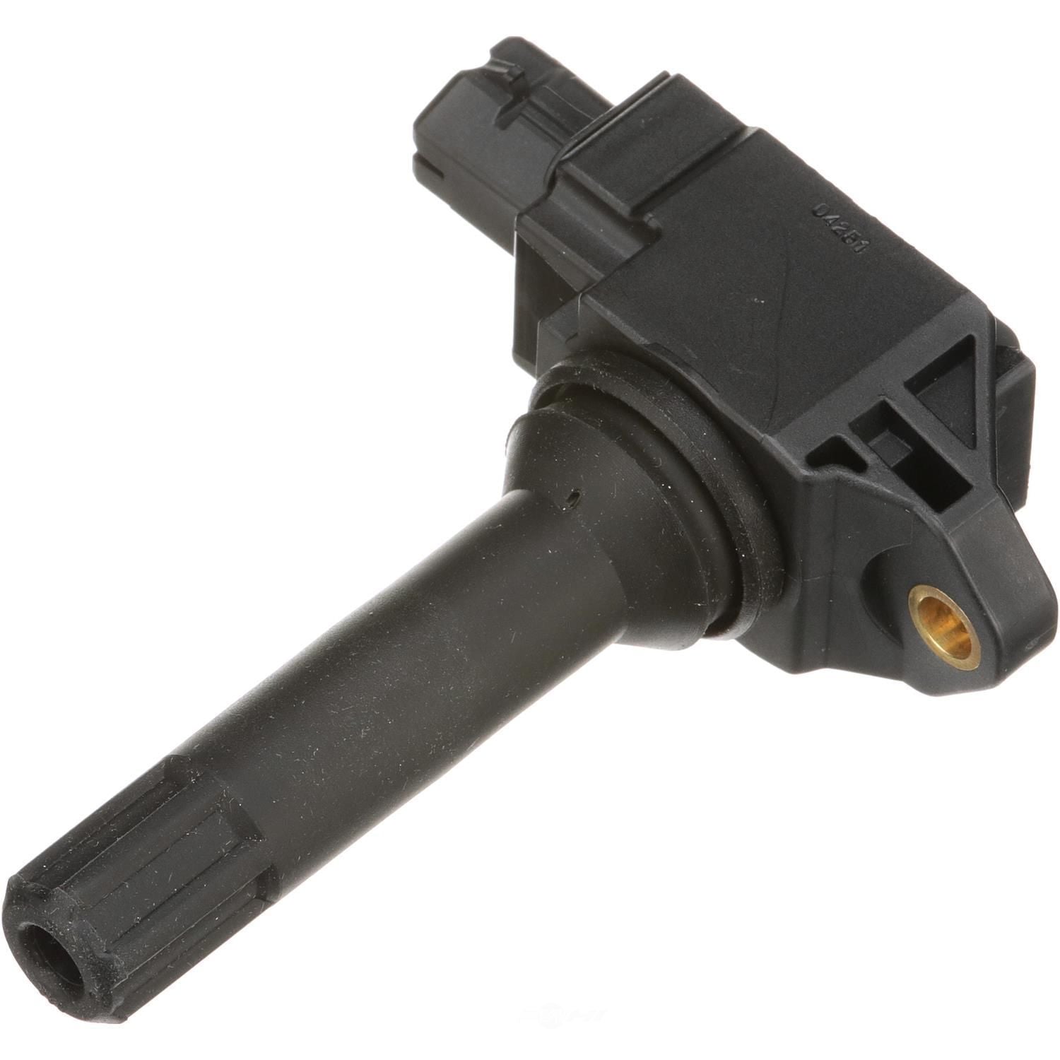 Ignition Coil  Standard Motor Products  UF747