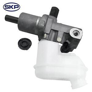 New Brake Master Cyl  Skyward Automotive  SKM630158